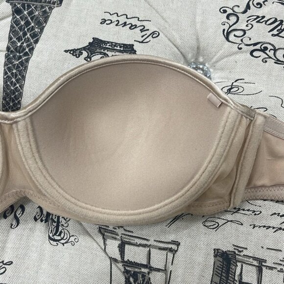 Natori Reflex Strapless Bra with Bump and Removable Straps - Picture 11 of 12